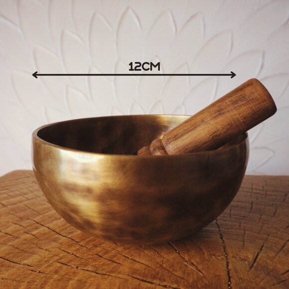 Authentic Brass Singing Bowl (Tiger Pattern) w/ Felt Stand & Journal ✨ - Picture 6 of 6